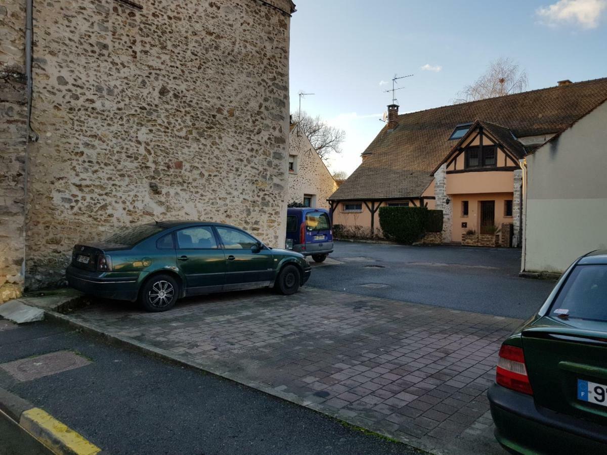 Mas Des Sources Lägenhet Boissy-sous-Saint-Yon Exteriör bild